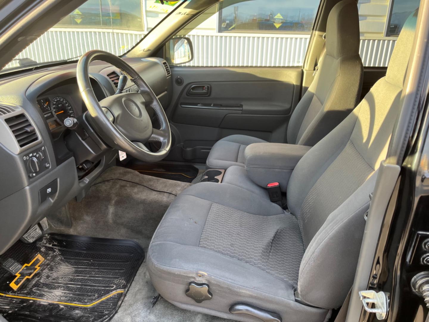 2006 Black /Black Chevrolet Colorado LT1 Crew Cab 4WD (1GCDT136268) with an 3.5L L5 DOHC 20V engine, 4-Speed Automatic Overdrive transmission, located at 1960 Industrial Drive, Wasilla, 99654, (907) 274-2277, 61.573475, -149.400146 - Photo#8